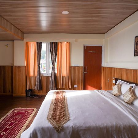 Hotel Hill Queen Near Sherpa Gumba Darjeeling Mall 5 Min Couple Friendly Eksteriør bilde