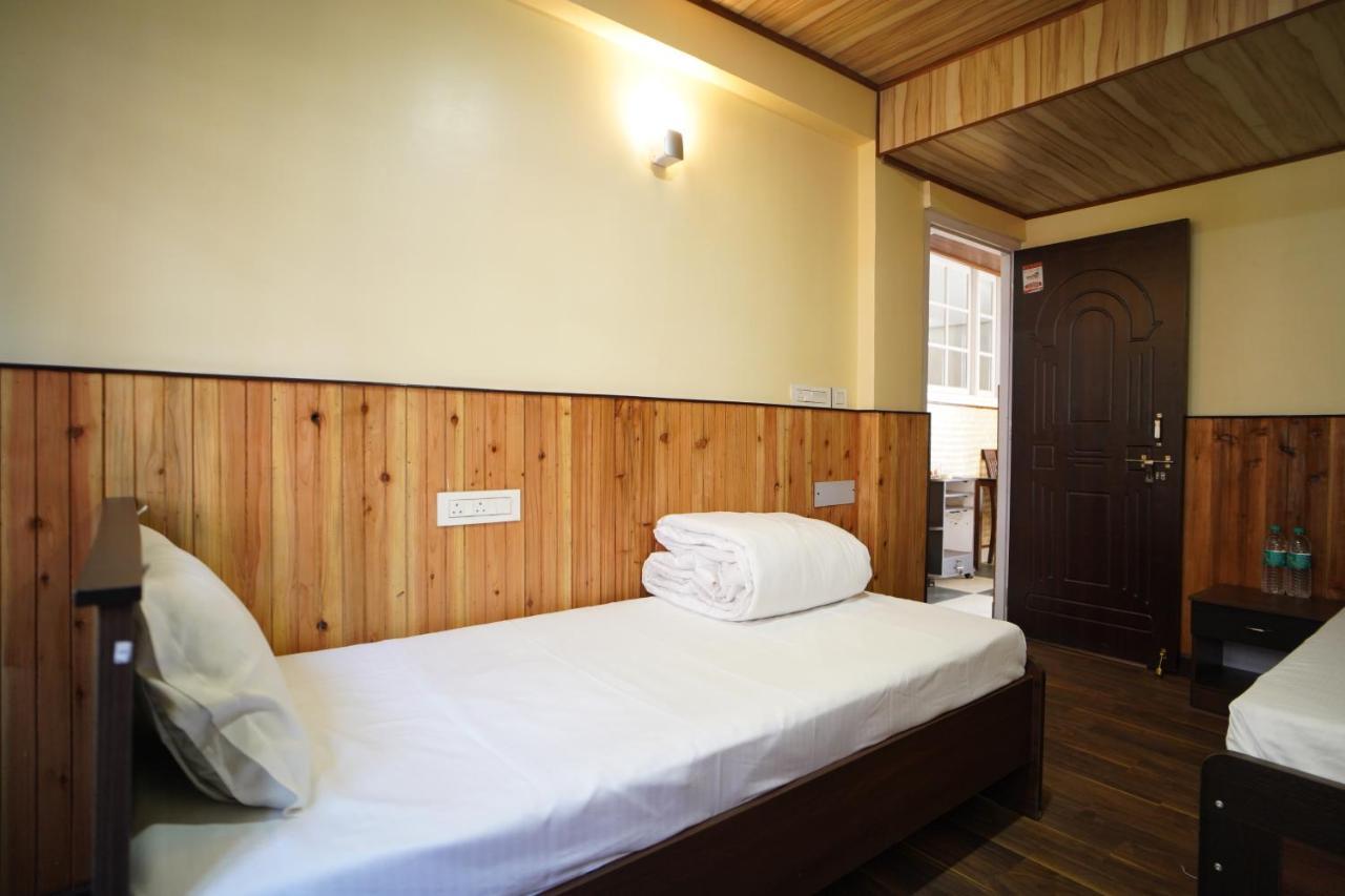 Hotel Hill Queen Near Sherpa Gumba Darjeeling Mall 5 Min Couple Friendly Eksteriør bilde