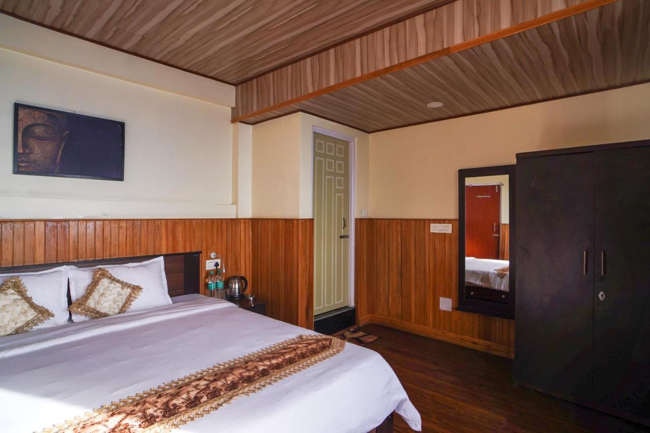 Hotel Hill Queen Near Sherpa Gumba Darjeeling Mall 5 Min Couple Friendly Eksteriør bilde