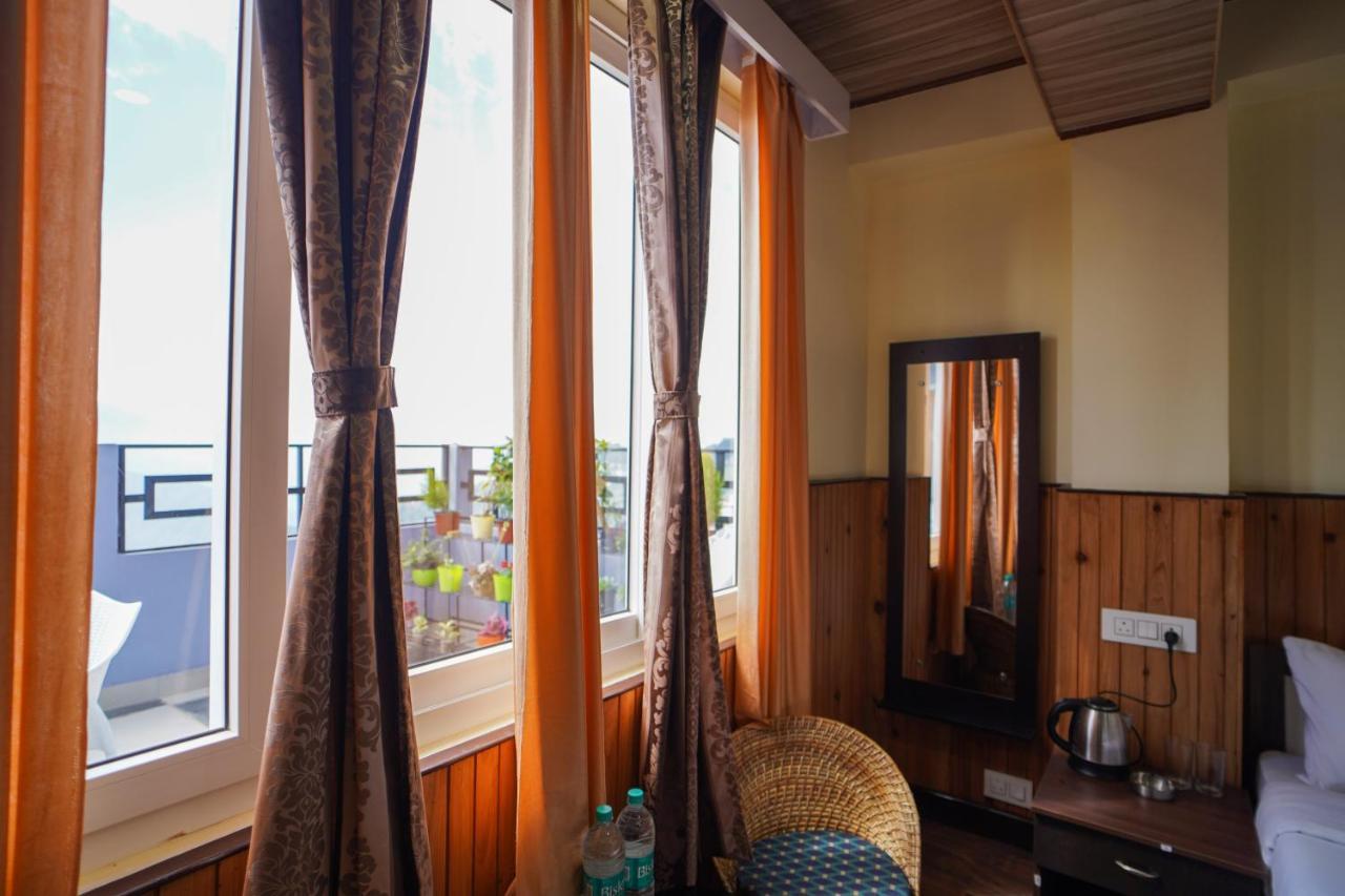 Hotel Hill Queen Near Sherpa Gumba Darjeeling Mall 5 Min Couple Friendly Eksteriør bilde