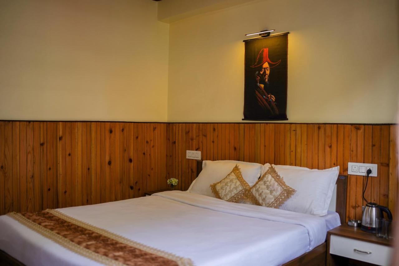 Hotel Hill Queen Near Sherpa Gumba Darjeeling Mall 5 Min Couple Friendly Eksteriør bilde