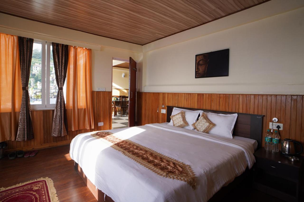 Hotel Hill Queen Near Sherpa Gumba Darjeeling Mall 5 Min Couple Friendly Eksteriør bilde