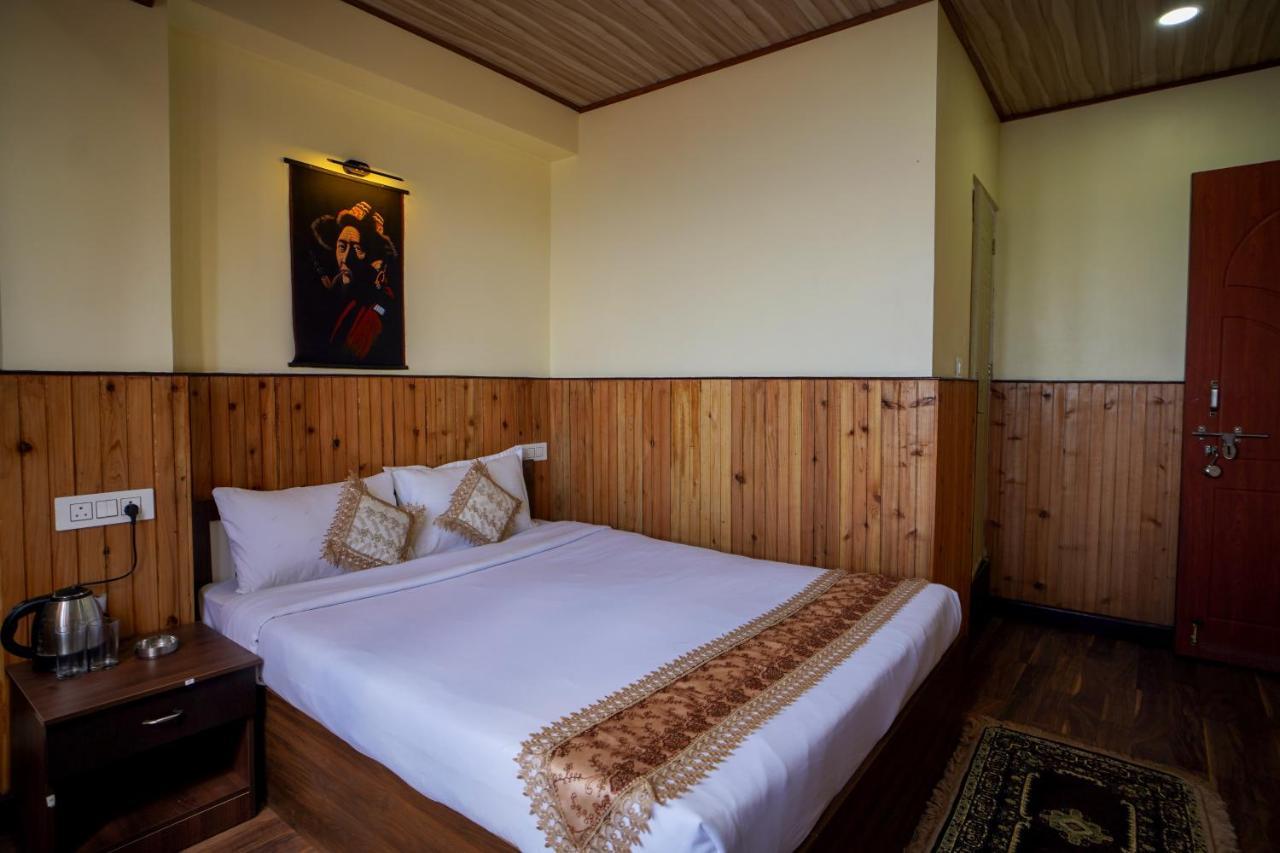 Hotel Hill Queen Near Sherpa Gumba Darjeeling Mall 5 Min Couple Friendly Eksteriør bilde
