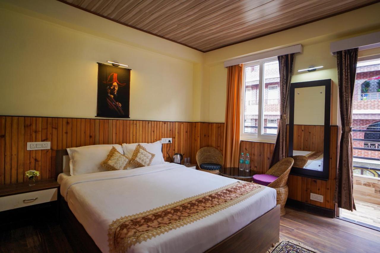 Hotel Hill Queen Near Sherpa Gumba Darjeeling Mall 5 Min Couple Friendly Eksteriør bilde