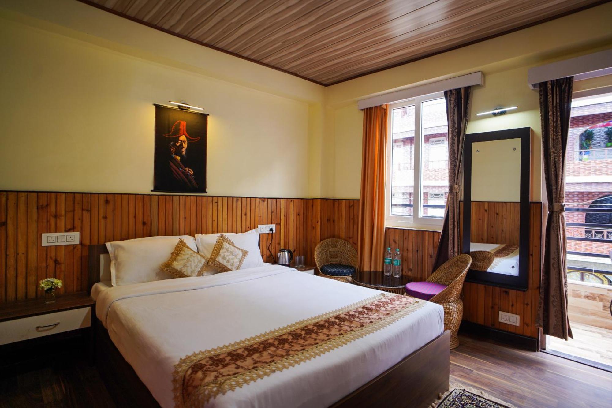 Hotel Hill Queen Near Sherpa Gumba Darjeeling Mall 5 Min Couple Friendly Eksteriør bilde